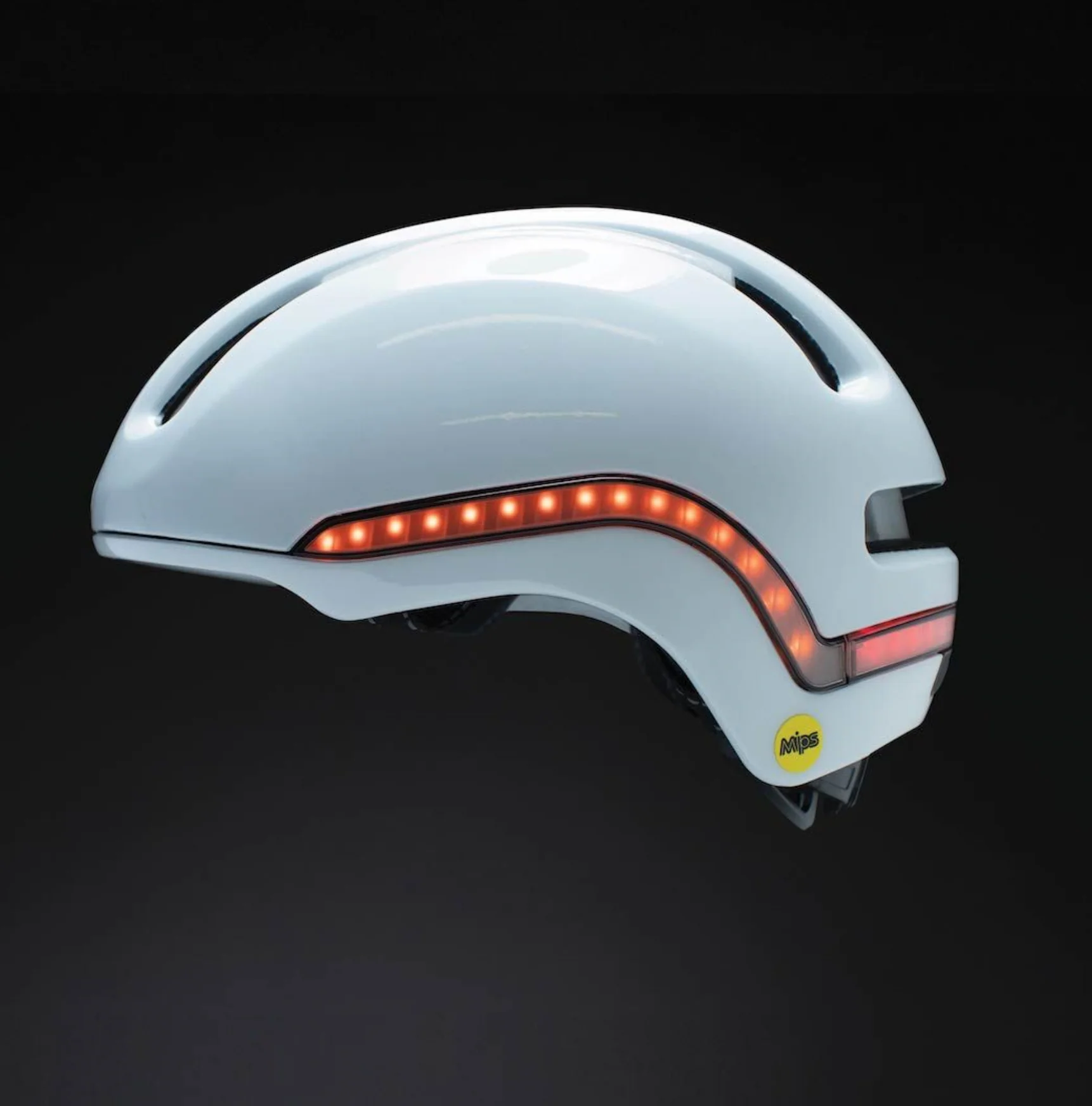 Nutcase VIO Light Up Helmet - Image 11